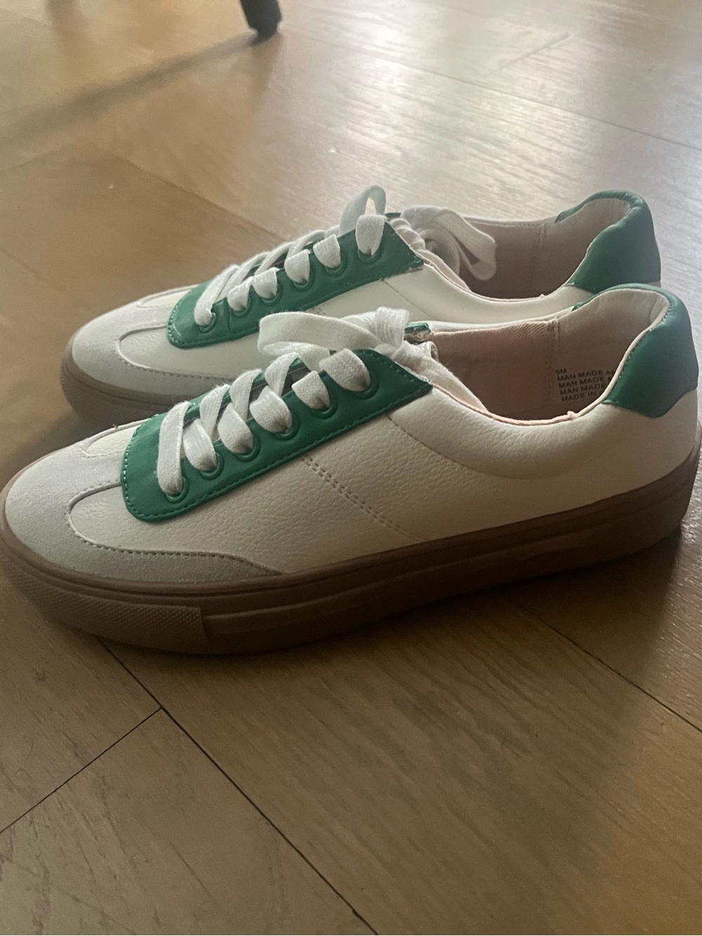 LOFT White Sneakers with Green Trim and Tan Sole